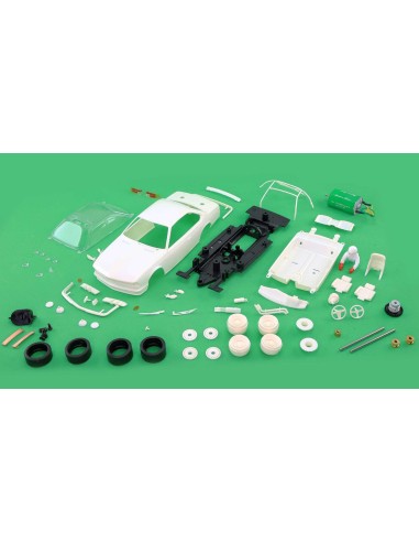 BMW 635 - White Kit