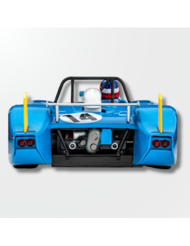 Vista trasera del Matra-Simca MS670B con detalle del alerón y escape.