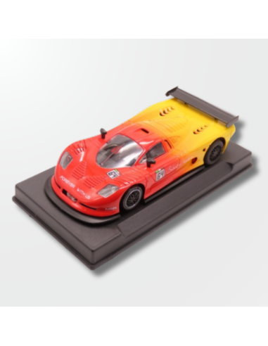 Frontal Mosler MT900R NSR edición aniversario.
