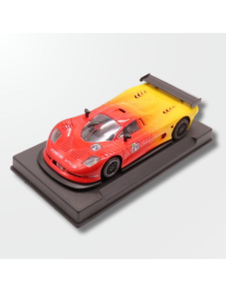 Frontal Mosler MT900R NSR edición aniversario.