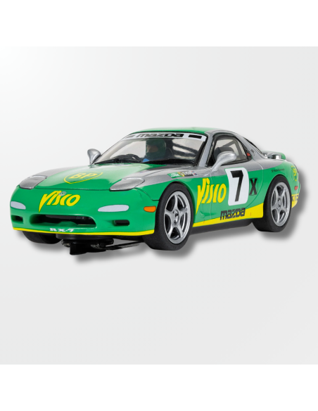 Perspectiva  del coche de slot número 7 de las doce horas de Bathurst en su urna protectora.